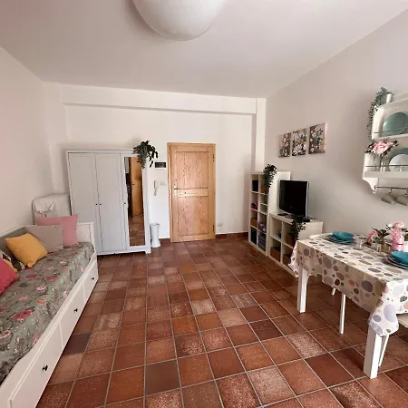 Miamare 1 Min Dalla E Terrazzo Di Clickaffitti Lejlighed *