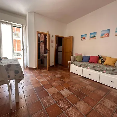 Miamare 1 Min Dalla E Terrazzo Di Clickaffitti *