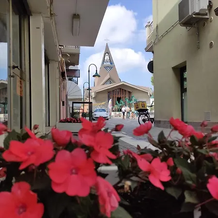 Miamare 1 Min Dalla E Terrazzo Di Clickaffitti 公寓