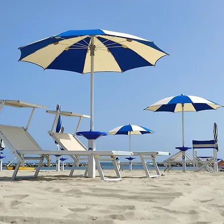 Miamare 1 Min Dalla E Terrazzo Di Clickaffitti * Ρίμινι